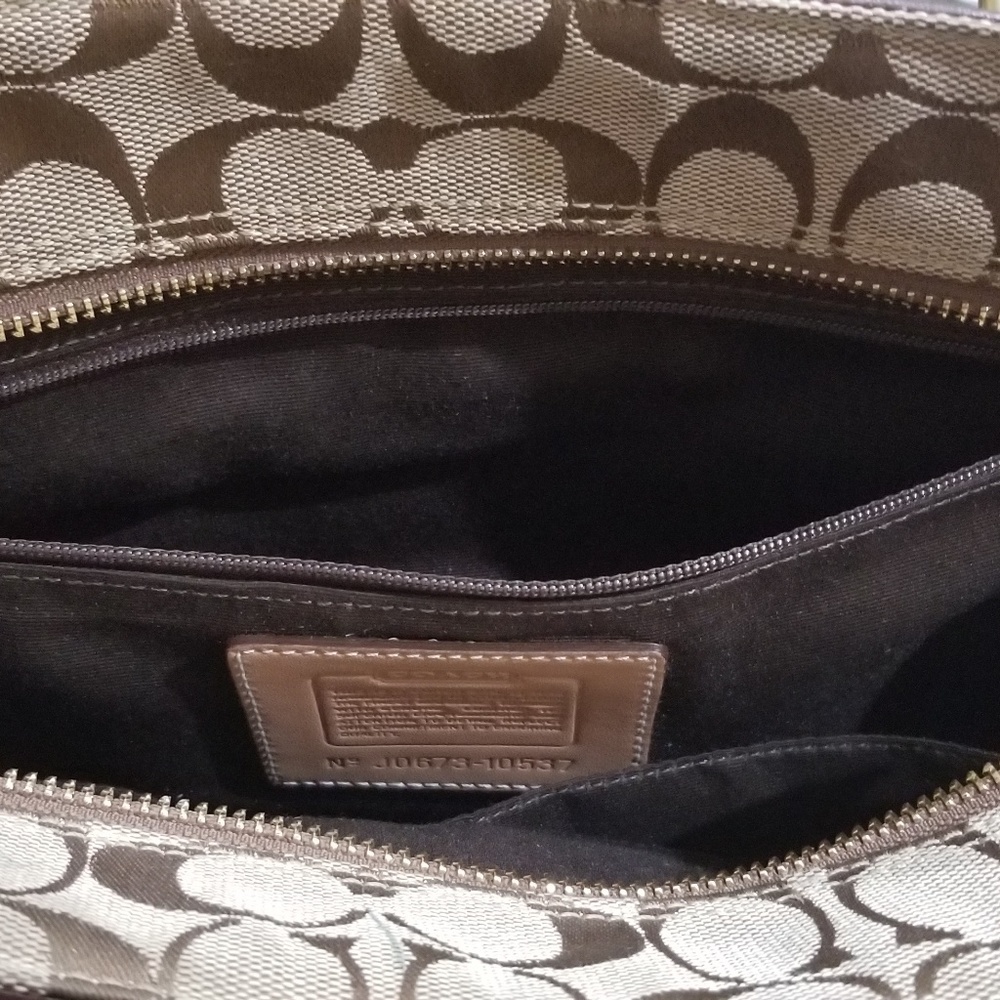 Large Authentic Coach Signature Handbag - Picture 6 of 8